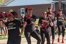 Smiles, dancing in the spotlight at Juneteenth celebration in Yorkville
